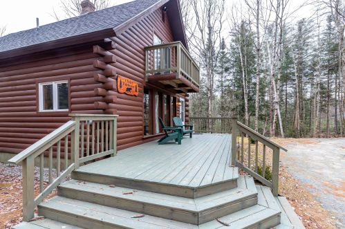 42 Sugar Run, Ellsworth NH  03285-6852 exterior