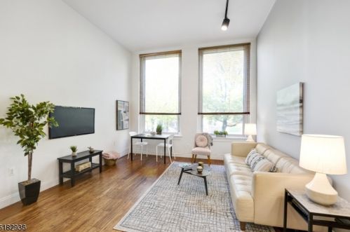 123 Glen Ridge Ave, Glen Ridge, NJ 07028-1442