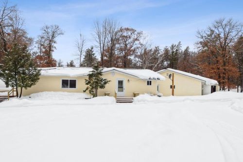 2653 275th St, Saint Croix Falls, WI 54024-3324