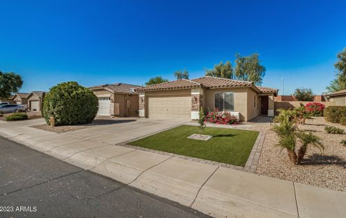 42238 Venture Rd, Maricopa AZ  85138-2219 exterior