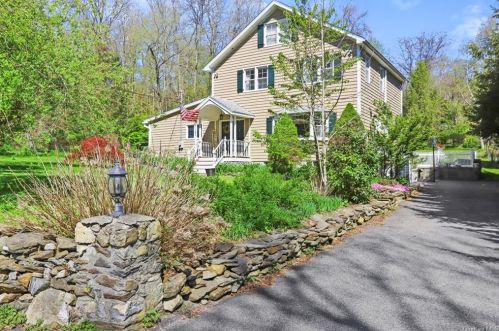 51 Deacon Smith Hl Rd, Patterson NY  12563-2919 exterior