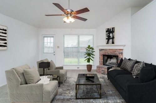 3201 Kayla Ct, Hurst, TX 76053-7540