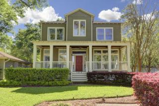 1210 Timbergrove Ln, Houston TX  77008-6361 exterior