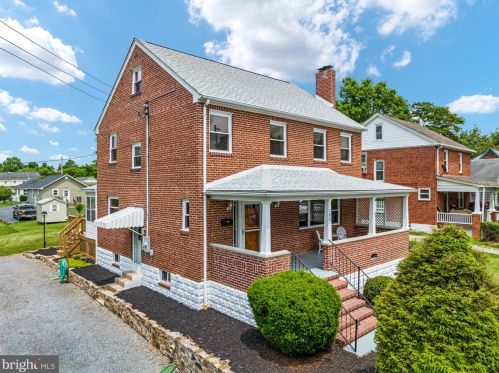 588 Orchard St, Strasburg, VA 22657-2007