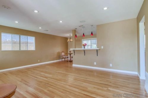 6100 Henderson Dr, La Mesa CA  91942-4016 exterior