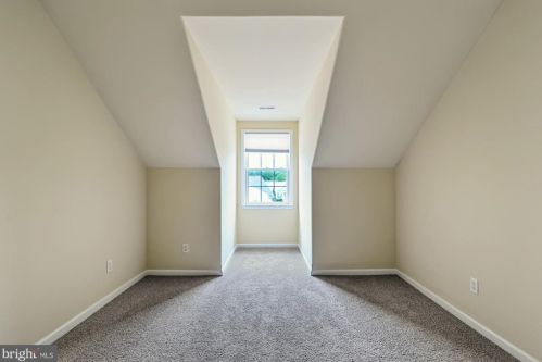15 Harcrest Ct, Dover DE  19901-6459 exterior