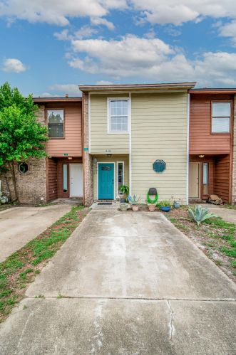 419 Hollywood Blvd, Fort Walton Beach, FL 32548-4541
