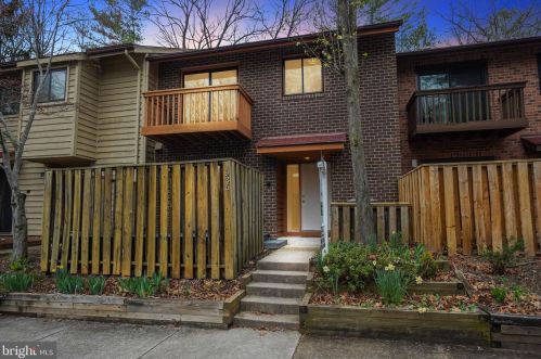 1936 Winterport Cluster, Herndon, VA 20191-3652