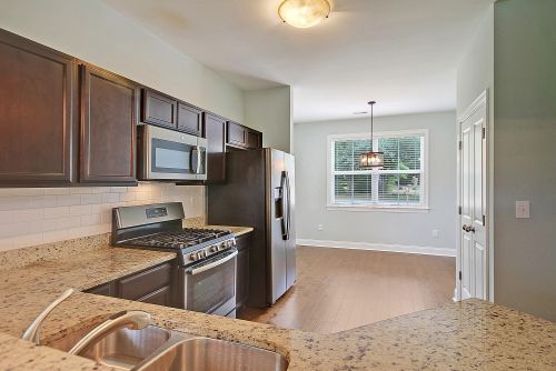 1554 Stanwick Dr, Johns Island SC  29455-8416 exterior