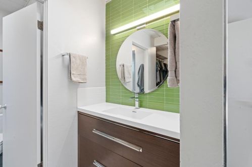 1758 Comstock Ln, San Jose CA  95124-1701 exterior