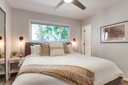 824 Anacapa Ct, San Diego CA  92109-8203 exterior