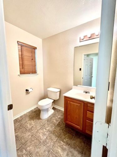 83 Jan Ln, Georgetown TX  78626-8107 exterior