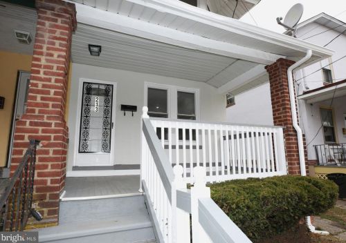 213 Brinton Ave, Trenton, NJ 08618-2803