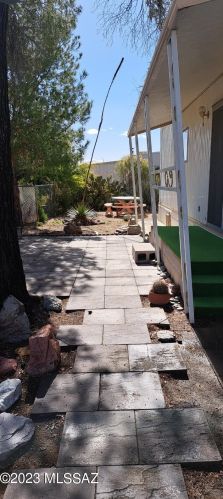 5425 Lazy S St, Tucson AZ  85713-6304 exterior