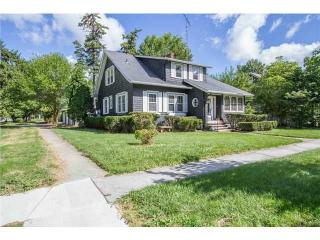 203 6th St, Perrysburg, OH 43551-2248