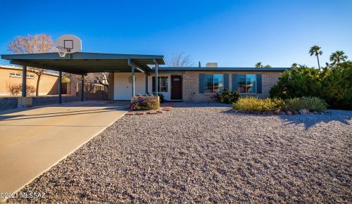 9832 Creek St, Tucson, AZ 85730-1448
