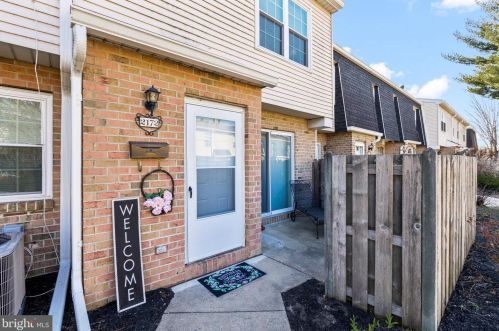 2172 Harbour Dr, Palmyra NJ  08065-1124 exterior