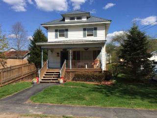24 Jefferson Ave, Jeffersonville, NY 12748-5613