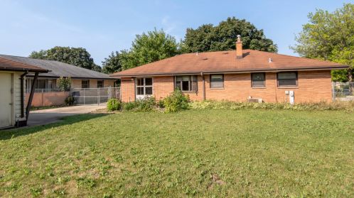 4124 89, Milwaukee WI 53228-2210 exterior