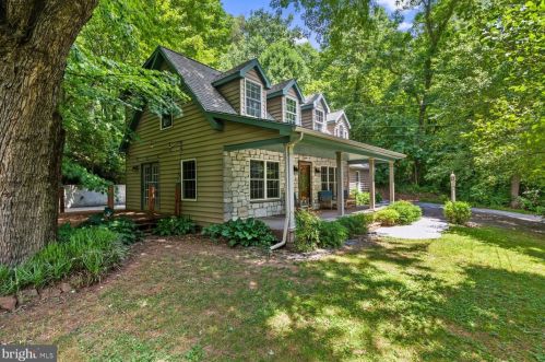 1 Hess Cir, Ephrata, PA 17522-2532