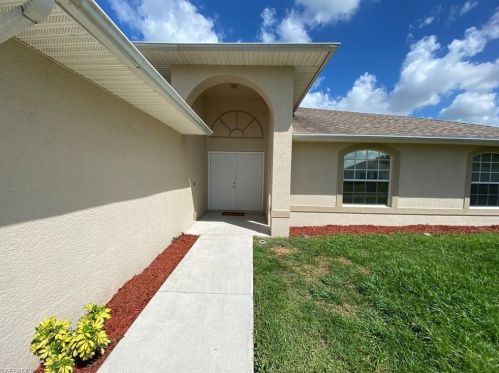 1413 43rd Ter, Cape Coral, FL 33904-7345