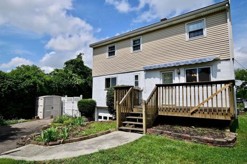 3 Utz Dr, Florence KY  41042-1538 exterior