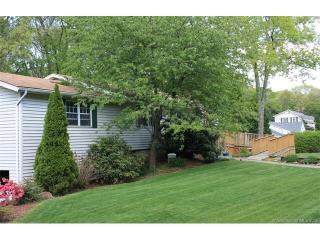 450 Warner Hill Rd, Stratford, CT 06614-1365