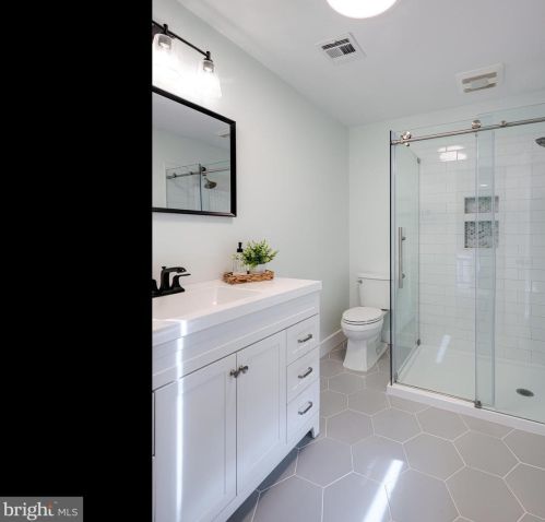 440 Font Rd, Downingtown PA  19335-1526 exterior