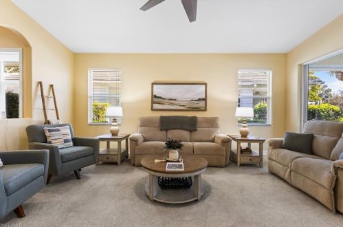 746 Mainsail Pl, Naples, FL 34110-3619