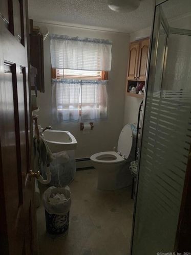 1 Hotchkiss St, Kensington CT  06037-2167 exterior