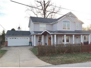 1204 Windermere Dr, Willoughby, OH 44094-7143