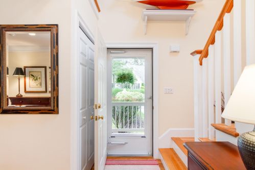 9 Green Ivy Ln, Mashpee, MA 02649-3558