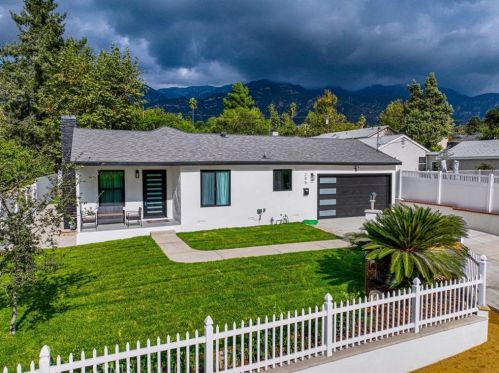 295 Poppyfields Dr, Altadena CA  91001-4837 exterior