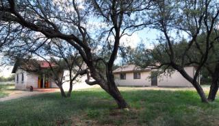 581 Harshaw Rd, Lochiel, AZ 85624-6029