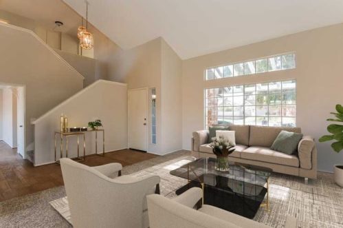 11211 Green Arbor Dr, Riverside, CA 92505-2536