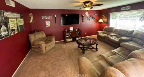 5561 Prospect Ave, Fresno, CA 93711-2152