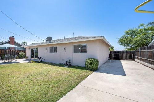 2815 Orange Grv Ave, Orange CA 92867-7345 exterior