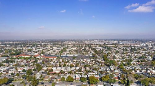 1517 Harding St, Long Beach CA  90805-3662 exterior