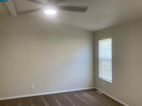 154 Tiki Ln, West Pittsburg CA  94565-5425 exterior