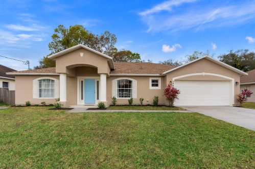 2468 Waikiki St, Fort Pierce, FL 34953-2569