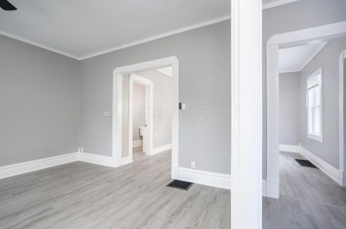 231 Fayette St, Washington Ch OH  43160-1305 exterior