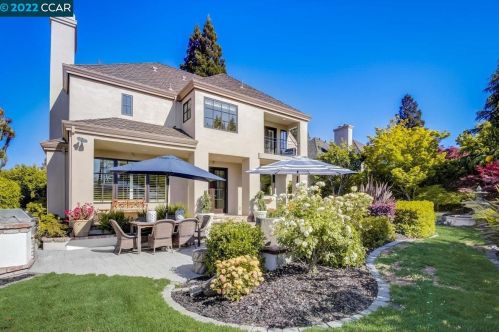 695 Blue Spruce Dr, Danville CA  94506-4525 exterior