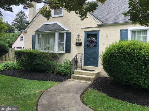 770 Cherry Ln, Southampton, PA 18966-3905