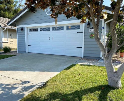 1290 Longfellow Rd, Vista CA  92081-9064 exterior