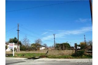 6831 Almeria St, Fontana, CA 92336-1305