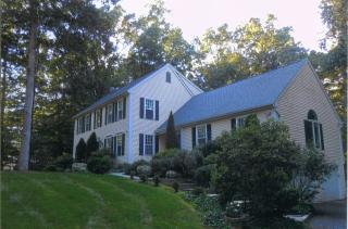 31 Old Miller Ln, Guilford, CT 06437-1084