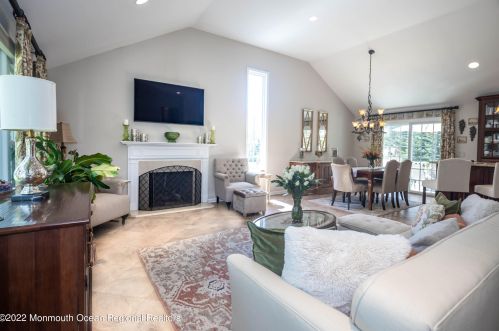 361 Dwight Rd, Middletown NJ  07748-3074 exterior