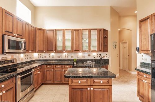 796 Grand Rpd Blvd, Naples FL 34120-4469 exterior