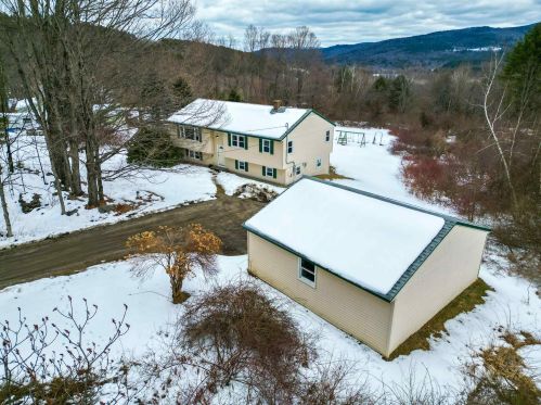 94 Roberts Hill Rd, Unity, NH 03743-4346