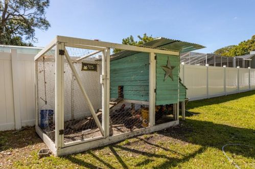 707 Shore Dr, Oldsmar FL  34677-4305 exterior